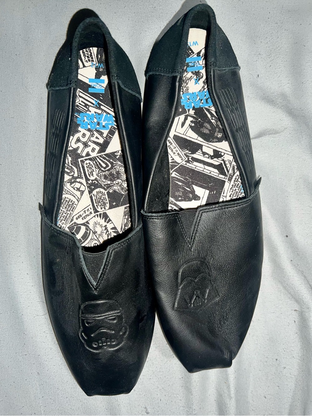 NWOT-NEVER WORN -TOMS x Star Wars slip-on shoes W12